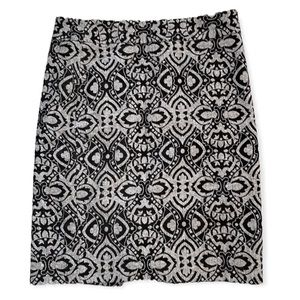 Geometric Print Pencil Skirt Ann Taylor Velvety Texture Gray & Black Office Sz 8